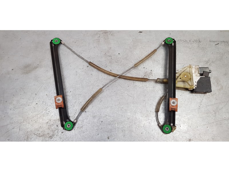 Recambio de elevalunas delantero derecho para audi a3 (8p) 2.0 tdi attraction referencia OEM IAM 8P0959802H  