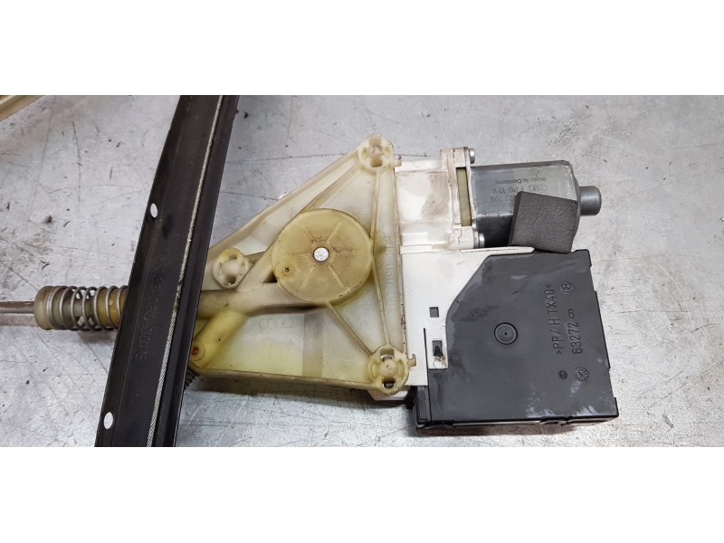 Recambio de elevalunas delantero derecho para audi a3 (8p) 2.0 tdi attraction referencia OEM IAM 8P0959802H  