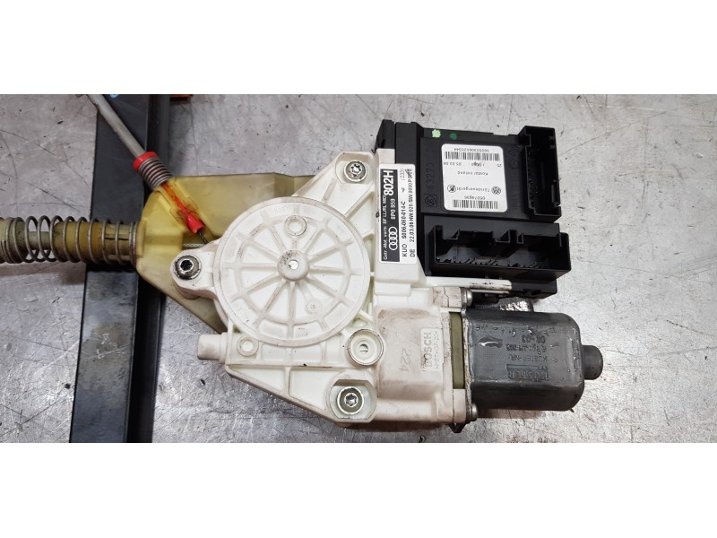 Recambio de elevalunas delantero derecho para audi a3 (8p) 2.0 tdi attraction referencia OEM IAM 8P0959802H  