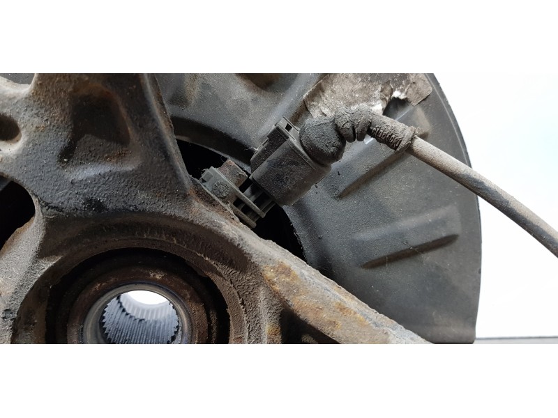 Recambio de mangueta delantera izquierda para volkswagen touareg (7la) tdi r5 referencia OEM IAM 7L6407257A  