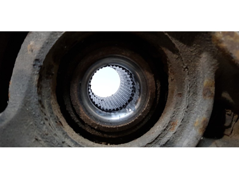 Recambio de mangueta delantera izquierda para volkswagen touareg (7la) tdi r5 referencia OEM IAM 7L6407257A  