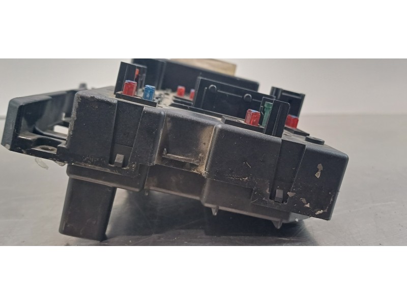 Recambio de caja reles / fusibles para peugeot 206 berlina x-line referencia OEM IAM 9646405180   Recambio de caja reles / fusibles para peugeot 206 berlina x-line referencia OEM IAM 9646405180