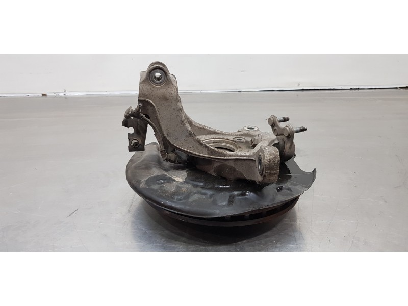 Recambio de mangueta delantera izquierda para skoda kodiaq style 4x4 referencia OEM IAM 5Q0407253B  