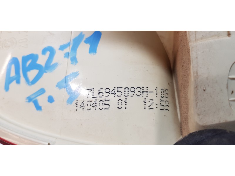 Recambio de piloto trasero izquierdo interior para volkswagen touareg (7la) tdi r5 referencia OEM IAM 7L6945093H   Recambio de piloto trasero izquierdo interior para volkswagen touareg (7la) tdi r5 referencia OEM IAM 7L6945093H