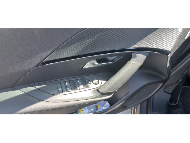 peugeot 2008 (p1) del año 2022