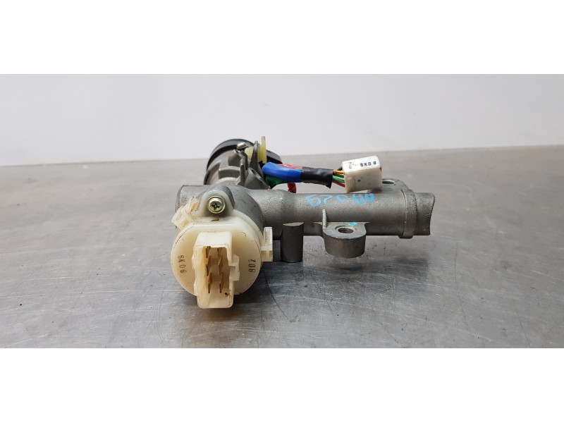 Recambio de antirrobo para kia carnival 2.9 crdi vgt active referencia OEM IAM 819004DD00  