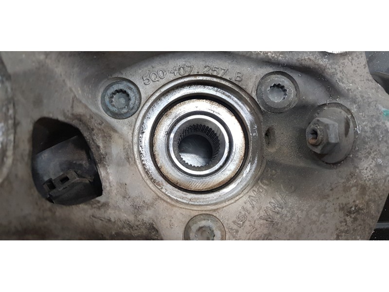 Recambio de mangueta delantera izquierda para skoda kodiaq style 4x4 referencia OEM IAM 5Q0407253B  