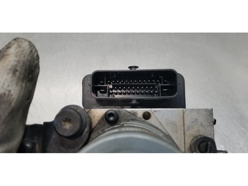 Recambio de abs para kia cee´d business referencia OEM IAM 58920A2330 6158945200 