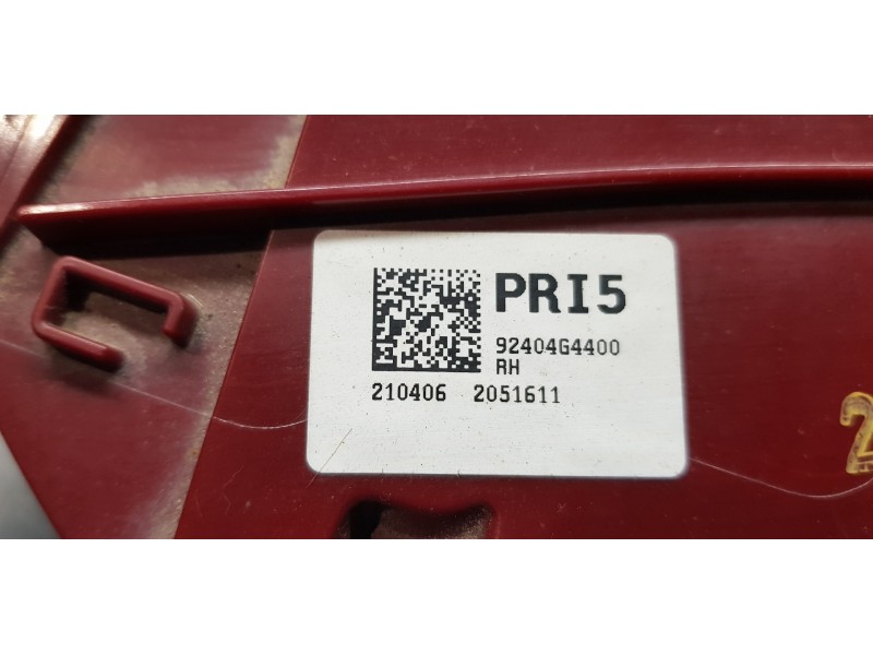 Recambio de piloto trasero derecho interior para hyundai i30 fastback tecno referencia OEM IAM 92404G4400  