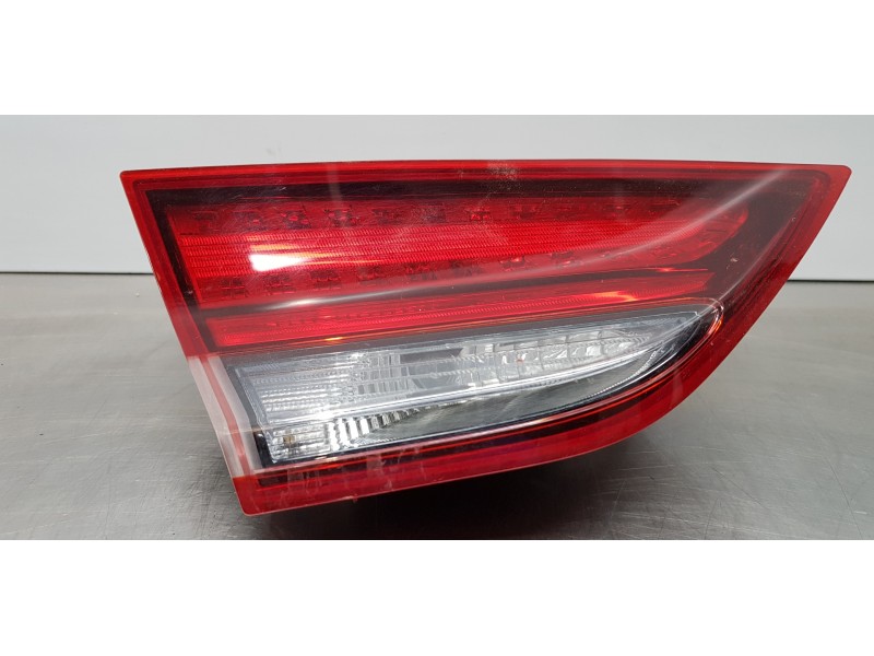 Recambio de piloto trasero izquierdo interior para hyundai i30 fastback tecno referencia OEM IAM 92403G4400  