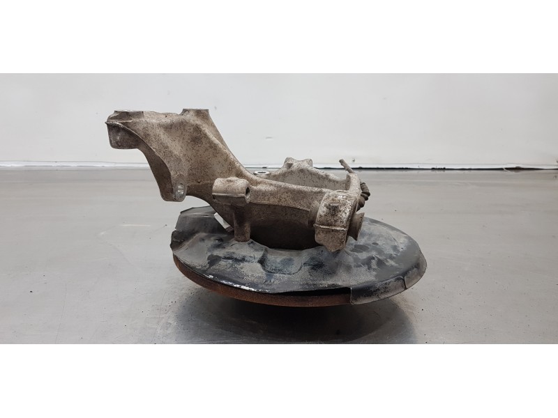 Recambio de mangueta trasera derecha para skoda kodiaq style 4x4 referencia OEM IAM 5QF505436F  