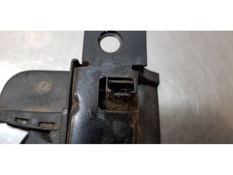 Recambio de cerradura maletero / porton para volkswagen touareg (7la) tdi r5 referencia OEM IAM 7L6827505   Recambio de cerradura maletero / porton para volkswagen touareg (7la) tdi r5 referencia OEM IAM 7L6827505