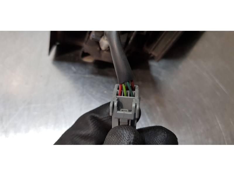 Recambio de retrovisor derecho para ford focus berlina (cap) ambiente (d) referencia OEM IAM 4M5117682JA   Recambio de retrovisor derecho para ford focus berlina (cap) ambiente (d) referencia OEM IAM 4M5117682JA