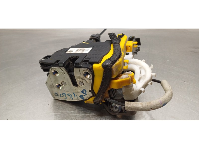 Recambio de cerradura puerta delantera derecha para kia cee´d business referencia OEM IAM 81320A2410  