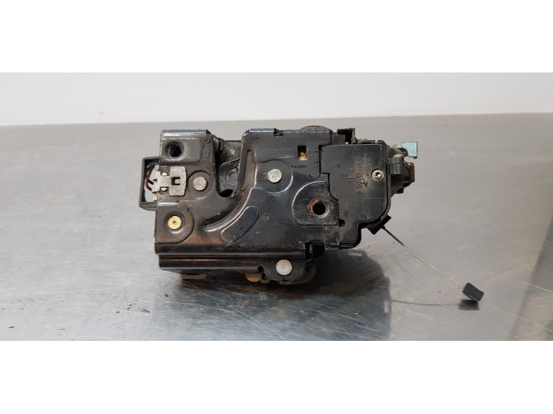 Recambio de cerradura puerta trasera derecha para volkswagen touareg (7la) tdi r5 referencia OEM IAM 7L0839016   Recambio de cerradura puerta trasera derecha para volkswagen touareg (7la) tdi r5 referencia OEM IAM 7L0839016