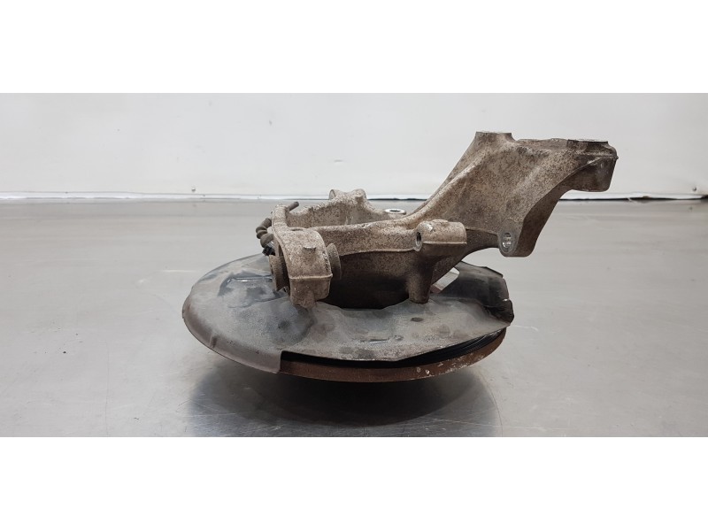 Recambio de mangueta trasera izquierda para skoda kodiaq style 4x4 referencia OEM IAM 5QF505435F  