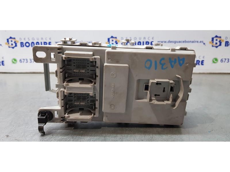Recambio de caja reles / fusibles para hyundai i20 classic referencia OEM IAM 91950C8520  