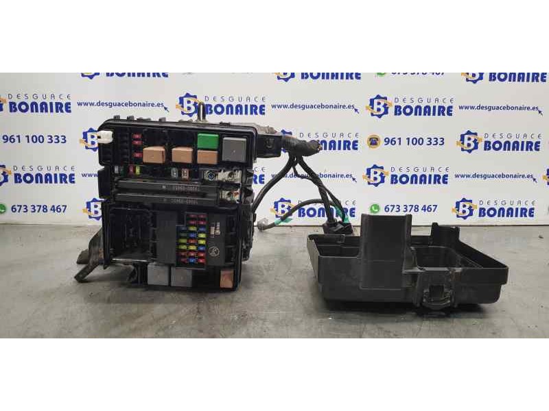 Recambio de caja reles / fusibles para kia optima emotion referencia OEM IAM 1898009400  