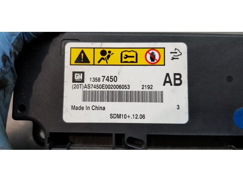 Recambio de centralita airbag para chevrolet cruze lt referencia OEM IAM 13587450  