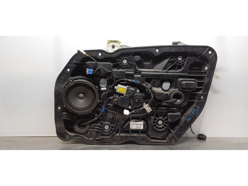 Recambio de elevalunas delantero derecho para kia cee´d business referencia OEM IAM 82481A2000 82480A2311  Recambio de elevalunas delantero derecho para kia cee´d business referencia OEM IAM 82481A2000 82480A2311