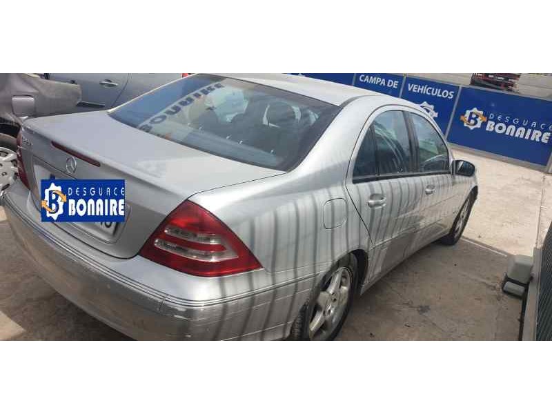 mercedes clase c (w203) berlina del año 2001