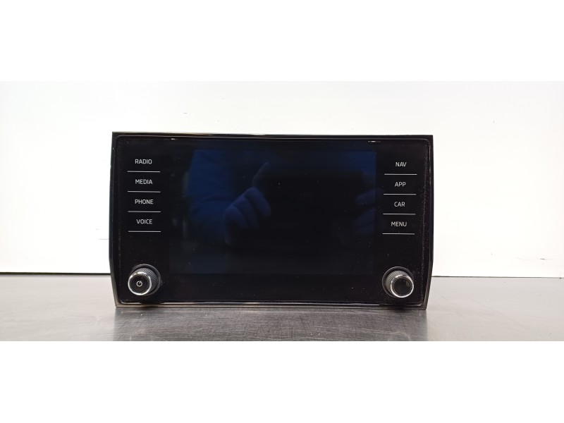Recambio de pantalla multifuncion para skoda kodiaq style 4x4 referencia OEM IAM 565919605B  