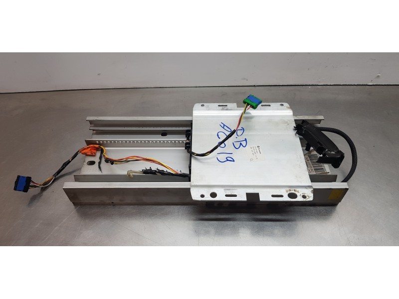 Recambio de modulo electronico para renault scenic ii confort dynamique referencia OEM IAM 8200506374  
