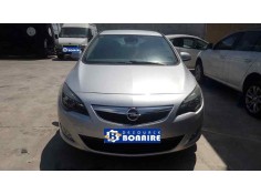 opel astra j lim. del año 2009