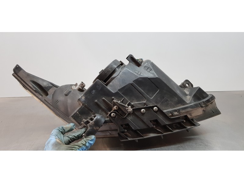 Recambio de faro izquierdo para chevrolet cruze lt referencia OEM IAM 42371137  