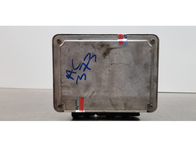 Recambio de centralita motor uce para volkswagen golf iv berlina (1j1) gti referencia OEM IAM 06A9060181CL   Recambio de centralita motor uce para volkswagen golf iv berlina (1j1) gti referencia OEM IAM 06A9060181CL