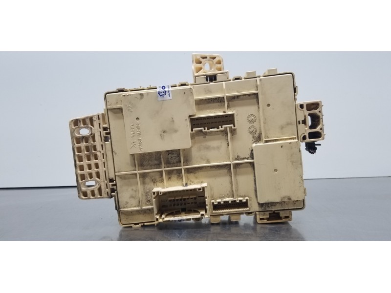 Recambio de caja reles / fusibles para kia cee´d business referencia OEM IAM 91950A2130  
