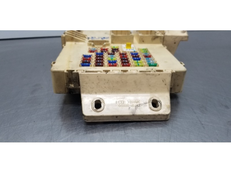 Recambio de caja reles / fusibles para kia cee´d business referencia OEM IAM 91950A2130  