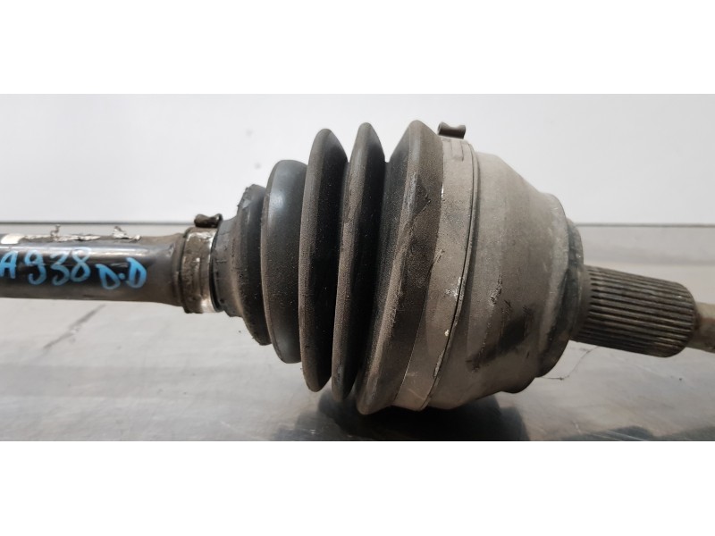 Recambio de transmision delantera derecha para volkswagen touareg (7la) tdi r5 referencia OEM IAM 7L6407271D   Recambio de transmision delantera derecha para volkswagen touareg (7la) tdi r5 referencia OEM IAM 7L6407271D