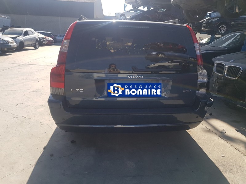 volvo v70 familiar del año 2005