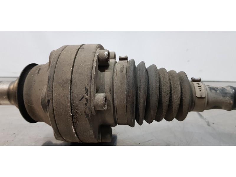 Recambio de transmision delantera derecha para volkswagen touareg (7la) tdi r5 referencia OEM IAM 7L6407271D   Recambio de transmision delantera derecha para volkswagen touareg (7la) tdi r5 referencia OEM IAM 7L6407271D