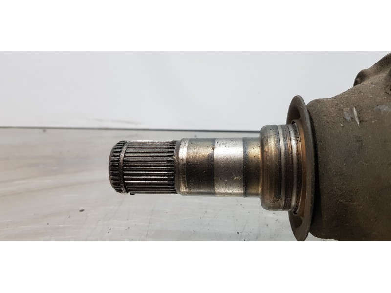 Recambio de transmision delantera derecha para volkswagen touareg (7la) tdi r5 referencia OEM IAM 7L6407271D   Recambio de transmision delantera derecha para volkswagen touareg (7la) tdi r5 referencia OEM IAM 7L6407271D