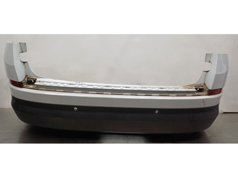 Recambio de paragolpes trasero para skoda kodiaq style 4x4 referencia OEM IAM 565807421 5658075219B9 