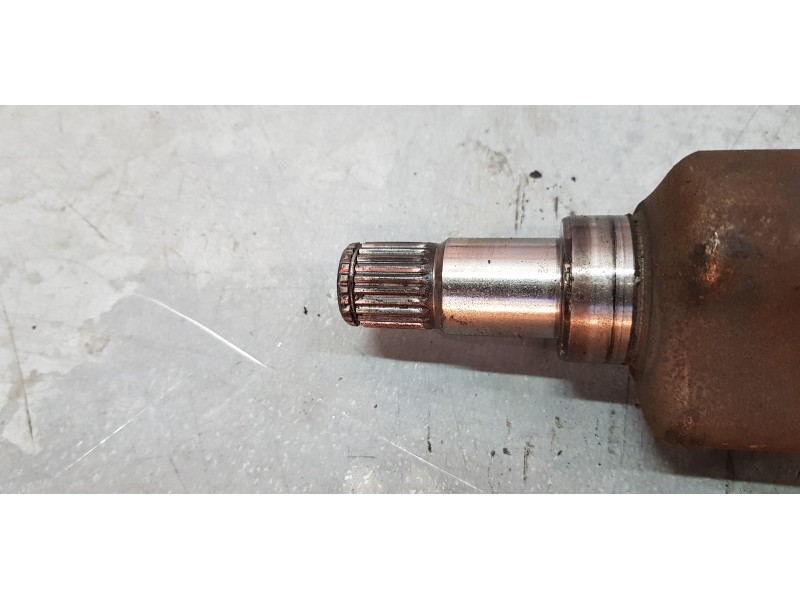 Recambio de transmision delantera izquierda para ford fiesta (ccn) ambiente referencia OEM IAM 8V513B437CC   Recambio de transmision delantera izquierda para ford fiesta (ccn) ambiente referencia OEM IAM 8V513B437CC