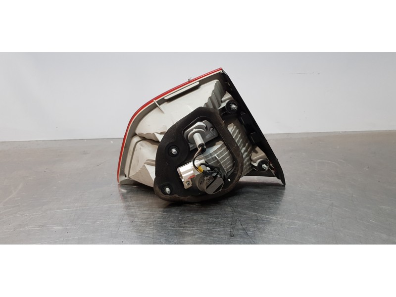 Recambio de piloto trasero derecho interior para hyundai ix35 style awd referencia OEM IAM 924062Y0R   Recambio de piloto trasero derecho interior para hyundai ix35 style awd referencia OEM IAM 924062Y0R