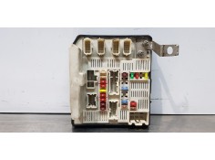 Recambio de caja reles / fusibles para renault scenic ii grand exception referencia OEM IAM 519158083