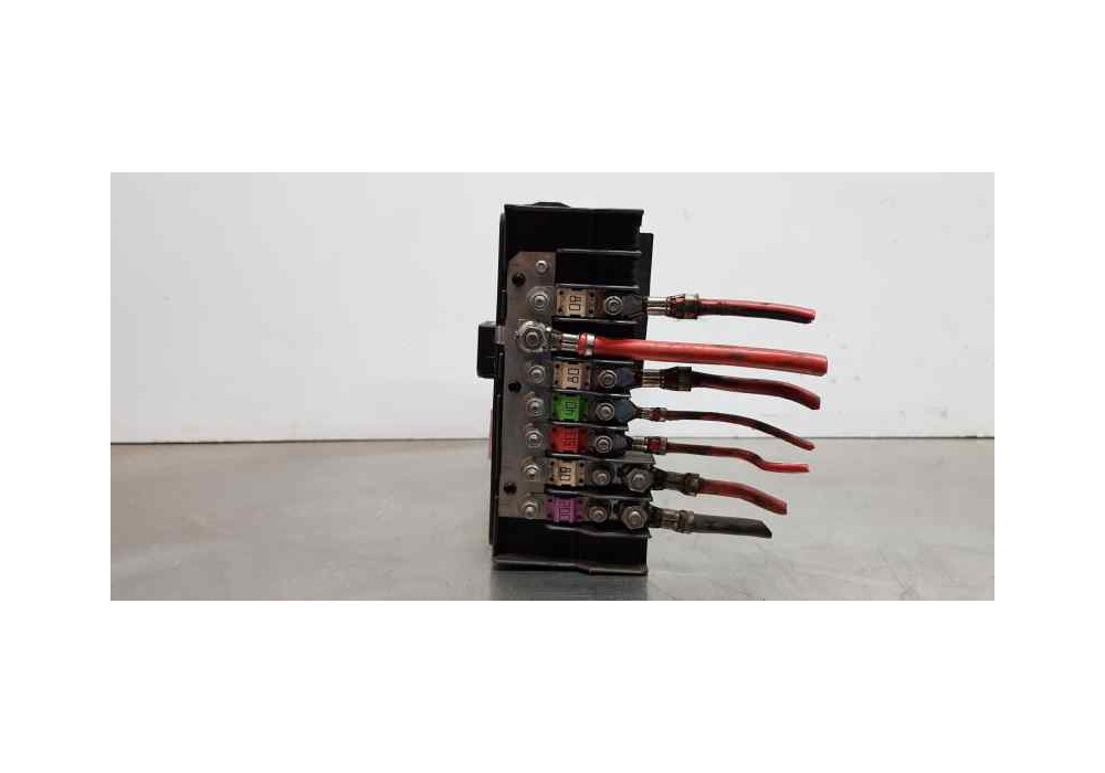 Recambio de caja reles / fusibles para audi a3 sportback (8p) 2.0 tdi ambiente referencia OEM IAM 1K0937125A  