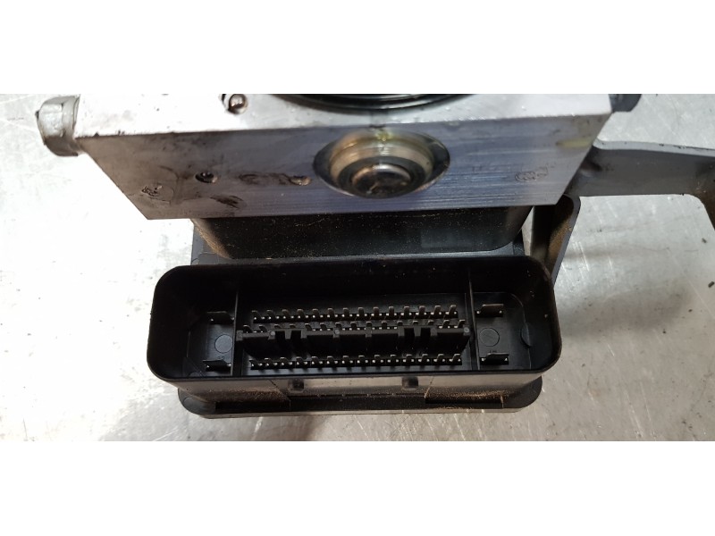 Recambio de abs para bmw serie 3 berlina (e90) 320d referencia OEM IAM 6776055  