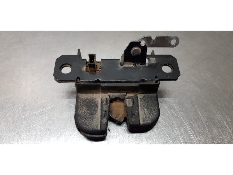 Recambio de cerradura puerta trasera izquierda para volkswagen caddy furgón/kombi furgón bmt referencia OEM IAM 2K0827505L   Recambio de cerradura puerta trasera izquierda para volkswagen caddy furgón/kombi furgón bmt referencia OEM IAM 2K0827505L