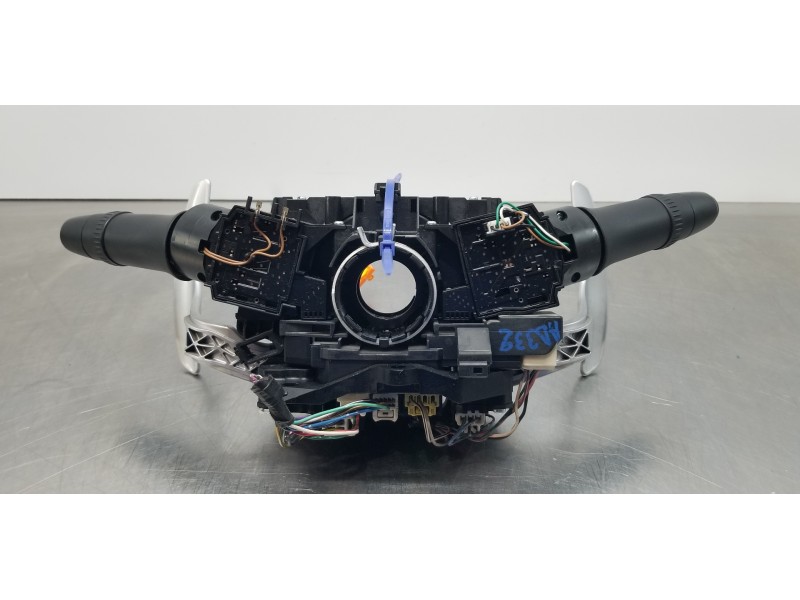 Recambio de anillo airbag para mitsubishi outlander (gf0) phev kaiteki 4wd referencia OEM IAM 8600A581  