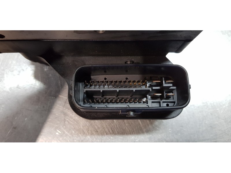 Recambio de abs para toyota rav 4 (a3) executive referencia OEM IAM 8954142220  