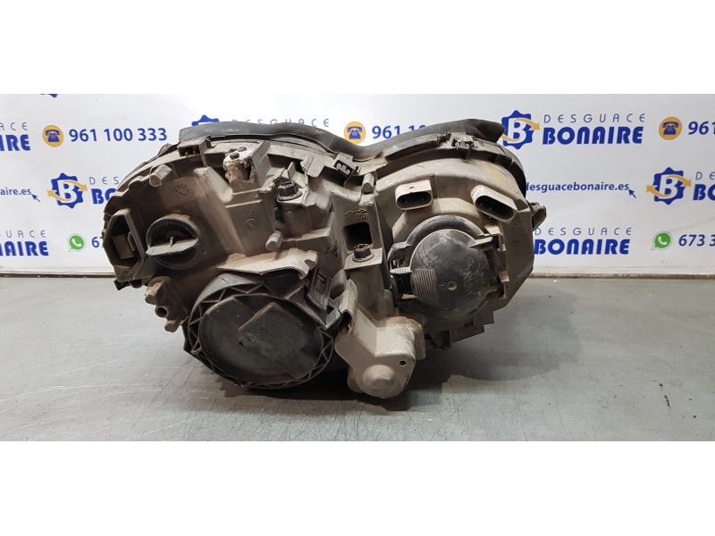 Recambio de faro izquierdo para mercedes clase c (w203) berlina 220 cdi (203.006) referencia OEM IAM 1305235744  