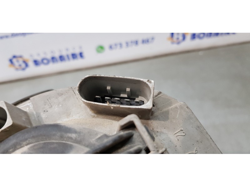 Recambio de faro izquierdo para mercedes clase c (w203) berlina 220 cdi (203.006) referencia OEM IAM 1305235744  