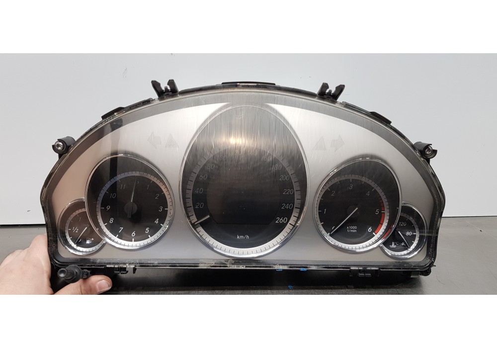 Recambio de cuadro instrumentos para mercedes clase clk (w207) coupe 350 cdi blueefficiency (207.322) referencia OEM IAM A212540