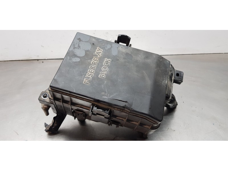 Recambio de caja reles / fusibles para kia carens (un) active referencia OEM IAM 919501D220  