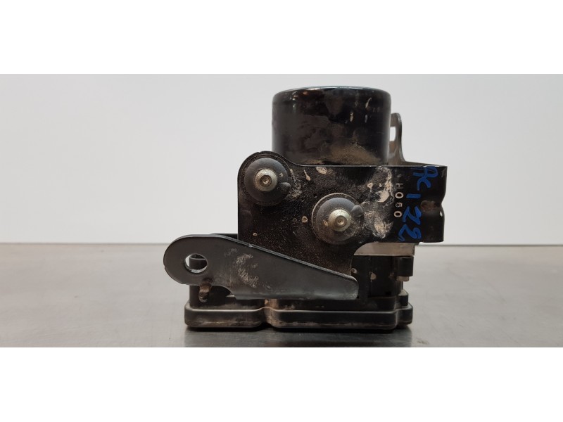 Recambio de abs para jeep gr. cherokee (wh) 3.0 crd laredo referencia OEM IAM P52124493AC   Recambio de abs para jeep gr. cherokee (wh) 3.0 crd laredo referencia OEM IAM P52124493AC